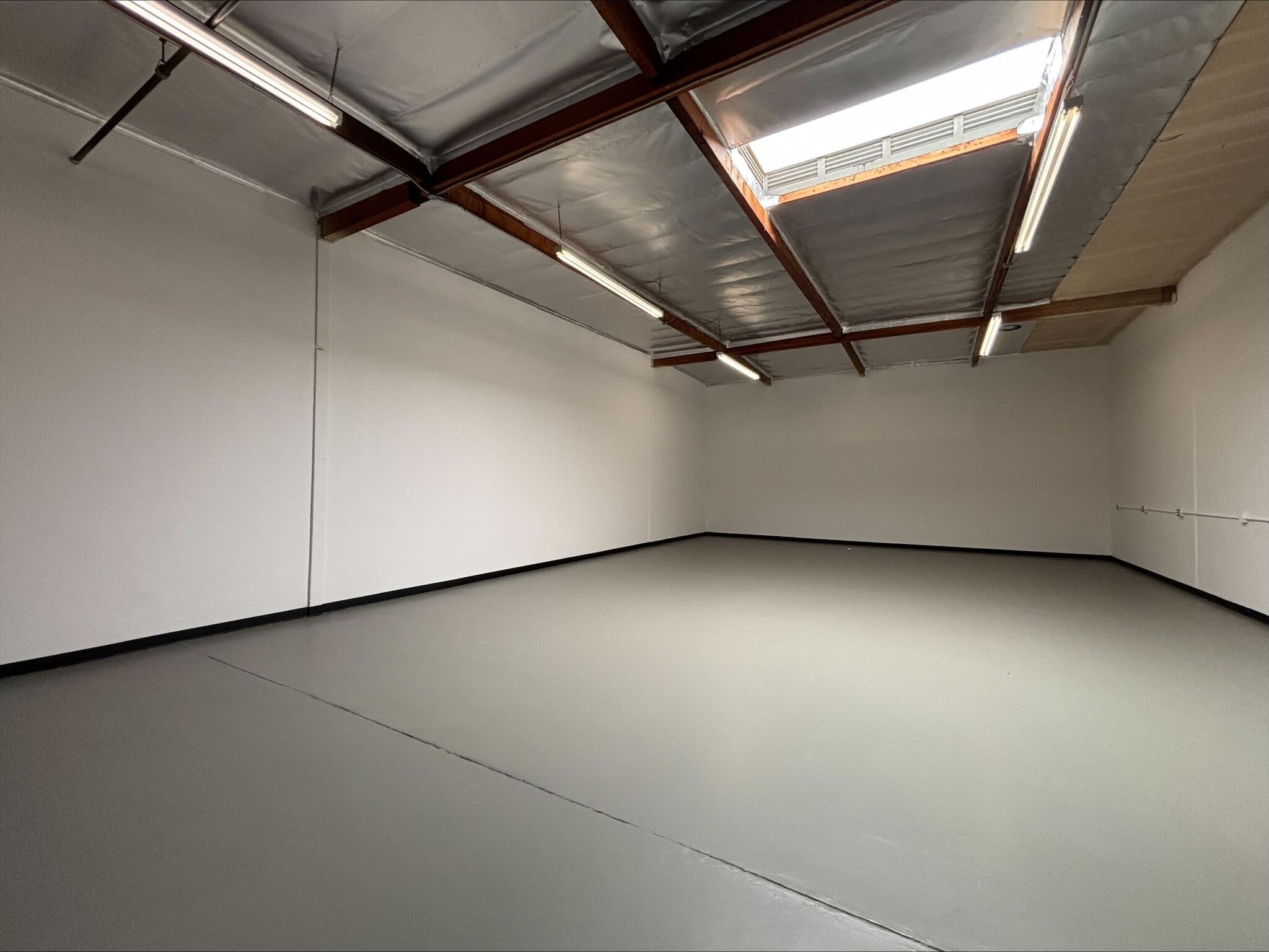 2730 Monterey St, Torrance, CA à louer Photo intérieure– Image 1 sur 2