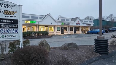 236-242 Teaticket Hwy, East Falmouth, MA à louer Photo de l’immeuble– Image 1 sur 3