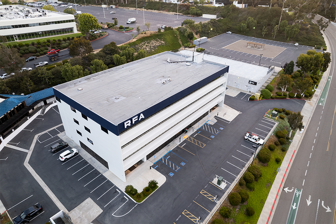 5440 Morehouse Dr, San Diego, CA à louer Photo principale– Image 1 sur 5