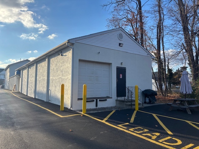 44 Main St, Farmingdale, NJ à louer - Photo de l’immeuble – Image 3 sur 8