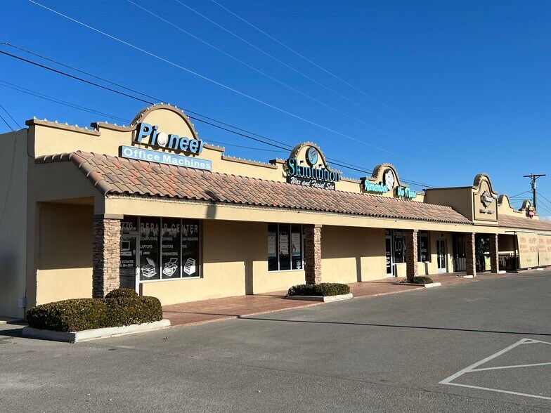 4760-4774 Doniphan Dr, El Paso, TX à louer - Photo de l’immeuble – Image 1 sur 4