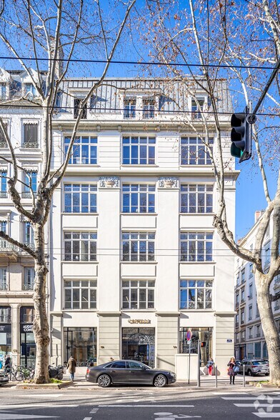 58 Avenue Maréchal Foch, Lyon à louer - Photo de l’immeuble – Image 3 sur 4