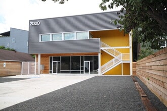 2020 Richmond Ave, Houston, TX à louer Photo de l’immeuble– Image 1 sur 7