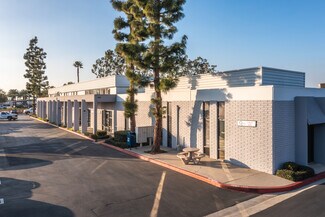 Plus de détails pour 3303 Harbor Blvd, Costa Mesa, CA - Industriel/Logistique à louer