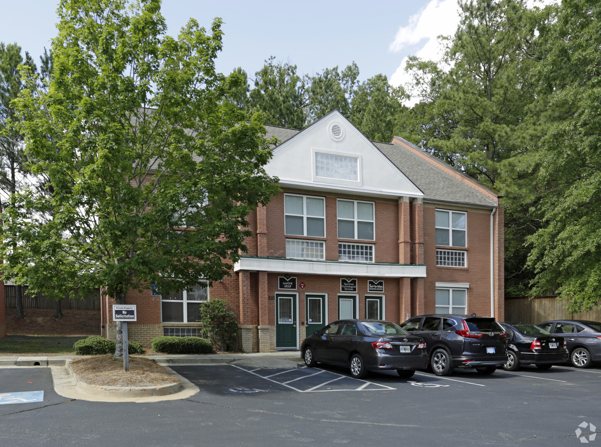2551 Roswell Rd, Marietta, GA à louer Photo de l’immeuble– Image 1 sur 18