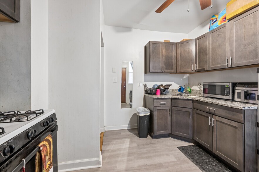 7601-7605 S Peoria St, Chicago, IL à vendre - Photo intérieure – Image 2 sur 3