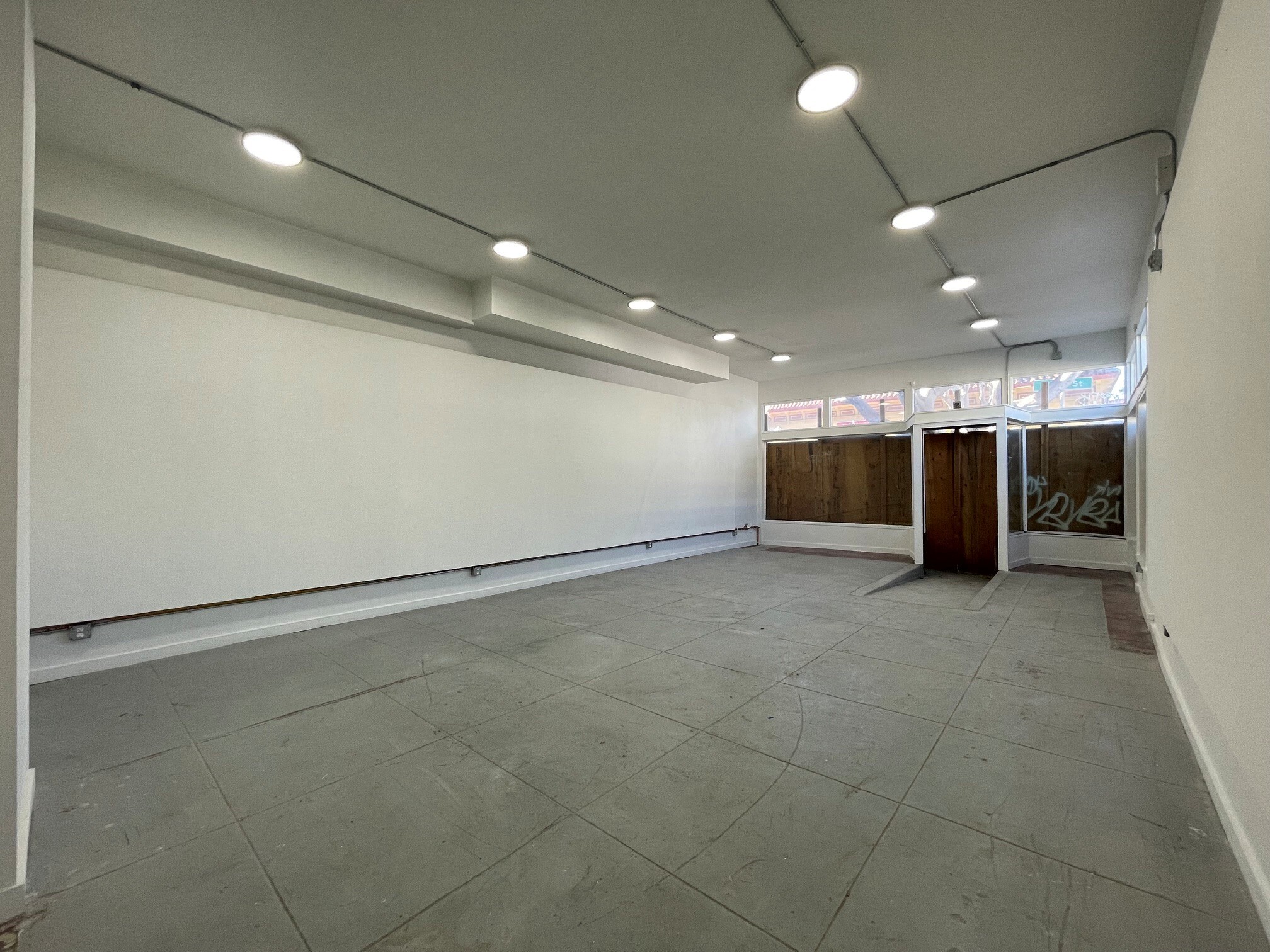 2851 24th St, San Francisco, CA à louer Photo intérieure– Image 1 sur 4