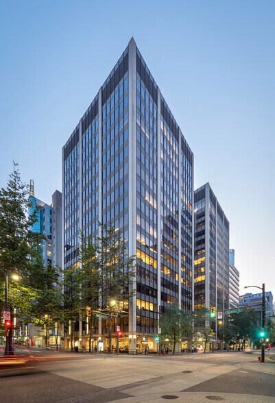 700 W Pender St, Vancouver, BC à louer - Photo de l’immeuble – Image 2 sur 11