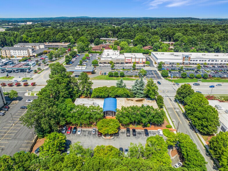 1824 Hillandale Rd, Durham, NC à vendre - Aérien – Image 3 sur 8