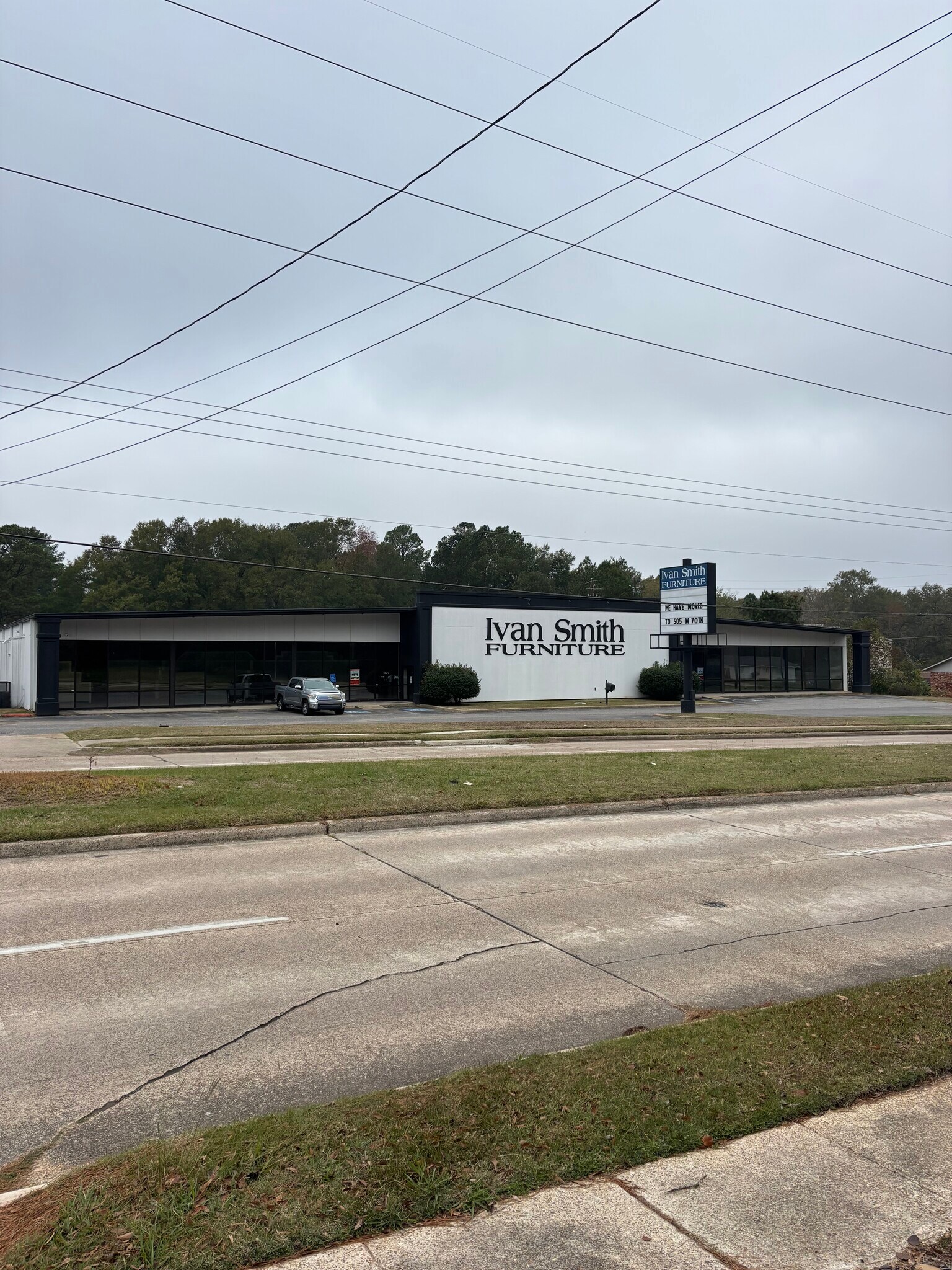 8130 Jewella Ave, Shreveport, LA à louer Photo principale– Image 1 sur 2