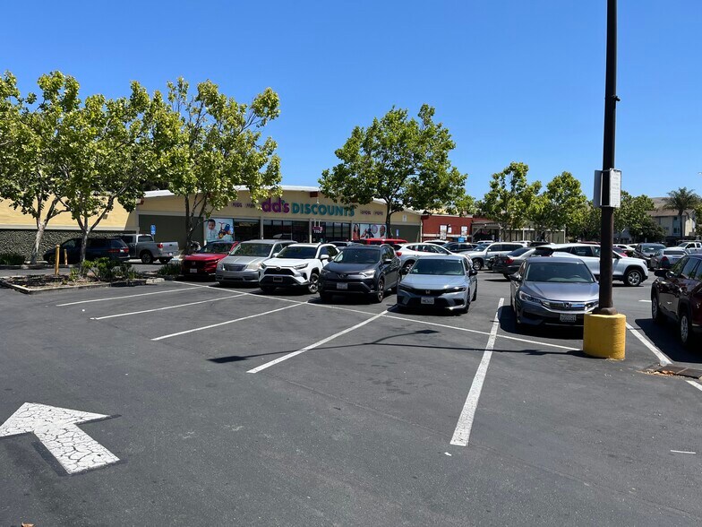 1191 W Tennyson Rd, Hayward, CA à louer - Photo de l’immeuble – Image 2 sur 10
