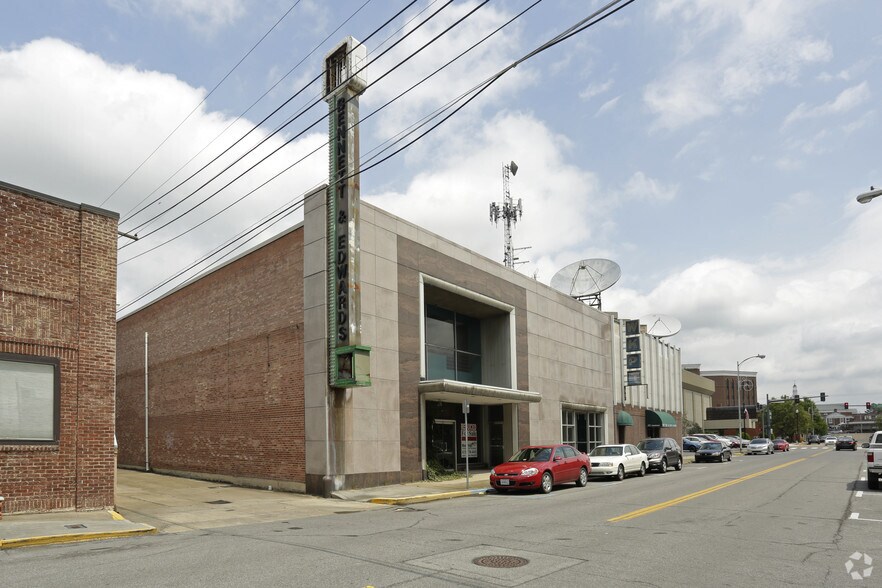 214 Commerce St, Kingsport, TN à louer - Photo principale – Image 1 sur 25