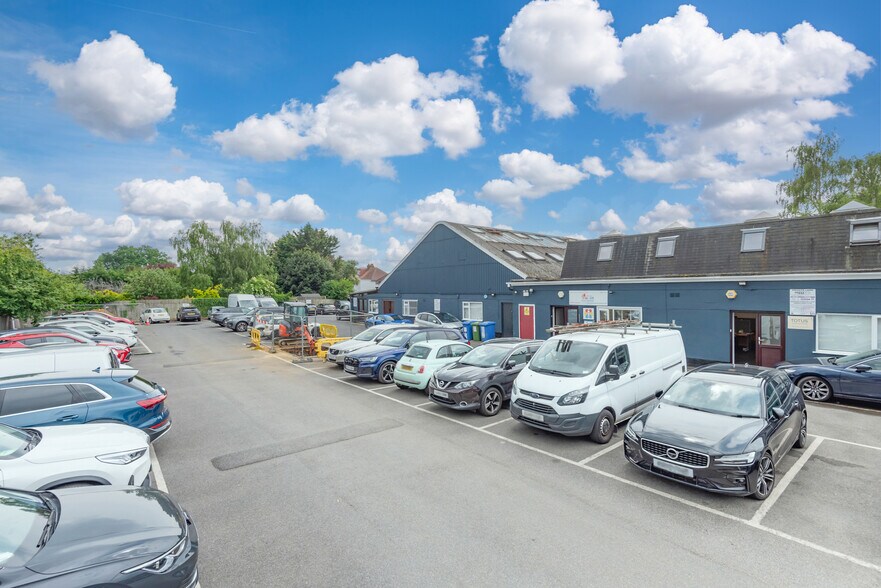 44-46 Terrace Rd, Walton On Thames à louer - Photo de l’immeuble – Image 3 sur 8