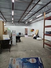 16051 Oneal Dr, North Fort Myers, FL à louer Photo intérieure– Image 2 sur 4