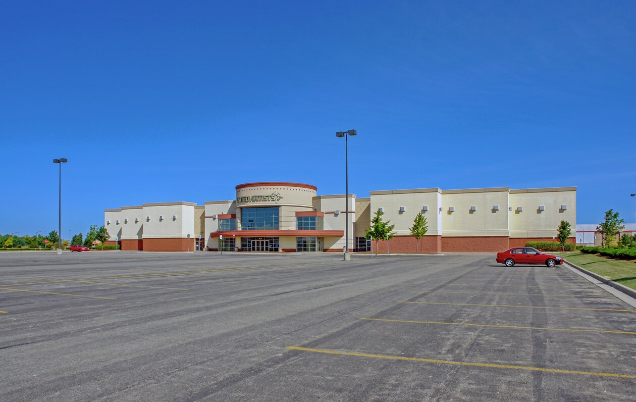 3000 Commerce Crossing Rd, Walled Lake, MI à louer Photo principale– Image 1 sur 2