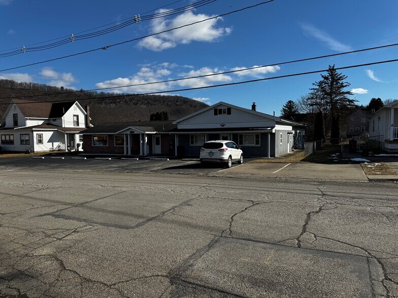 34 Pratt Ave, Towanda, PA à vendre - Photo de l’immeuble – Image 2 sur 16