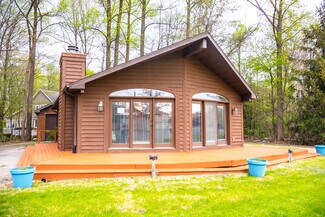 Plus de détails pour 17656 US Highway 12, New Buffalo, MI - Bureau à vendre