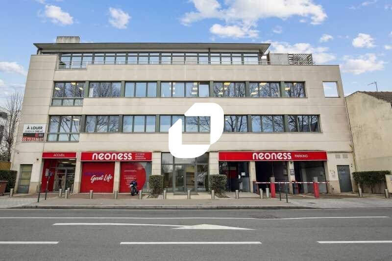 Bureau dans Colombes à louer - Photo de l’immeuble – Image 1 sur 18