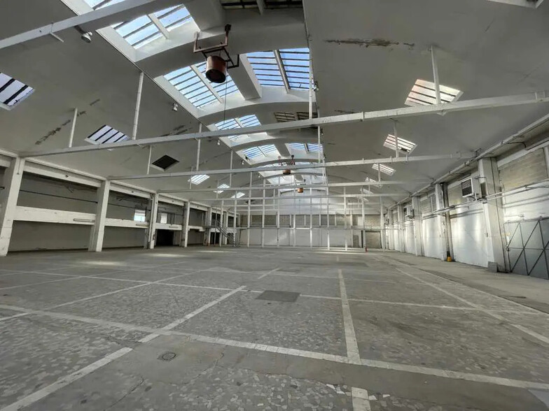 Local commercial dans La Courneuve à louer - Photo intérieure – Image 3 sur 11