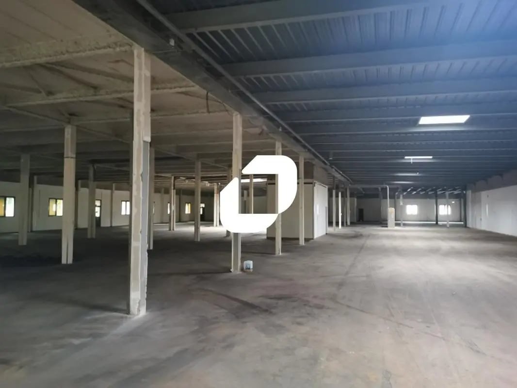 Local d’activités dans Neuilly-sur-Marne à louer Photo intérieure– Image 1 sur 5