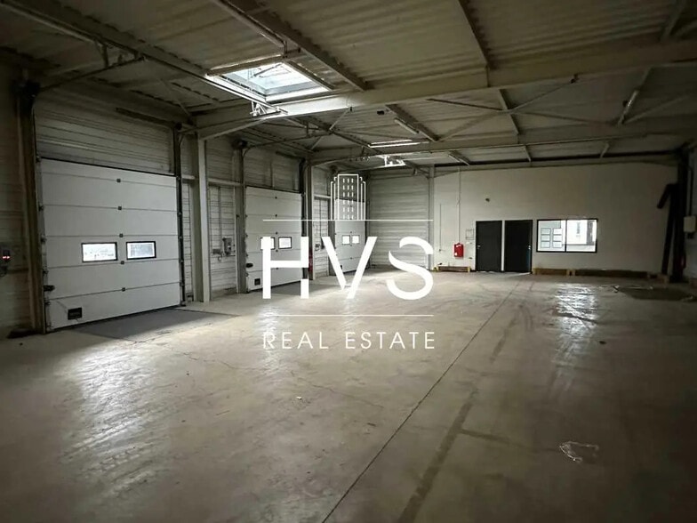 Bureau dans Aix-en-Provence à louer - Photo intérieure – Image 2 sur 11