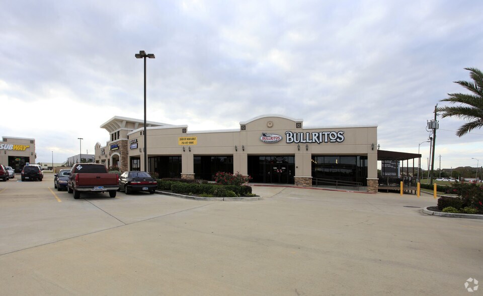 4802 S Sam Houston Pky, Houston, TX à louer - Photo principale – Image 1 sur 20