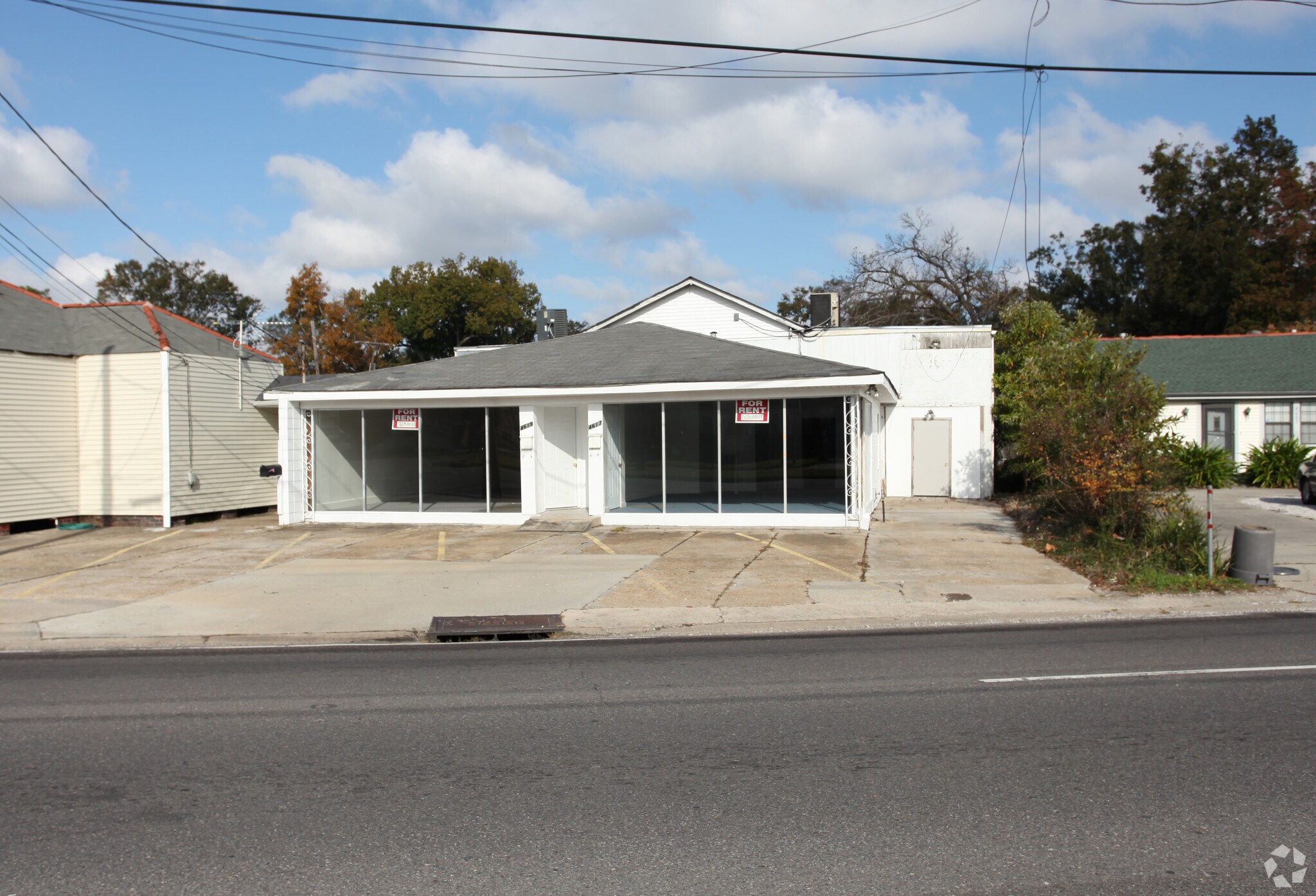 4619 Jefferson Hwy, Jefferson, LA à louer Photo de l’immeuble– Image 1 sur 5