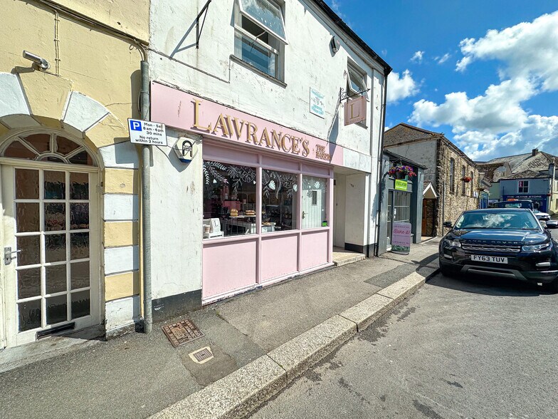 57 Little Castle St, Truro à vendre - Photo de l’immeuble – Image 2 sur 7
