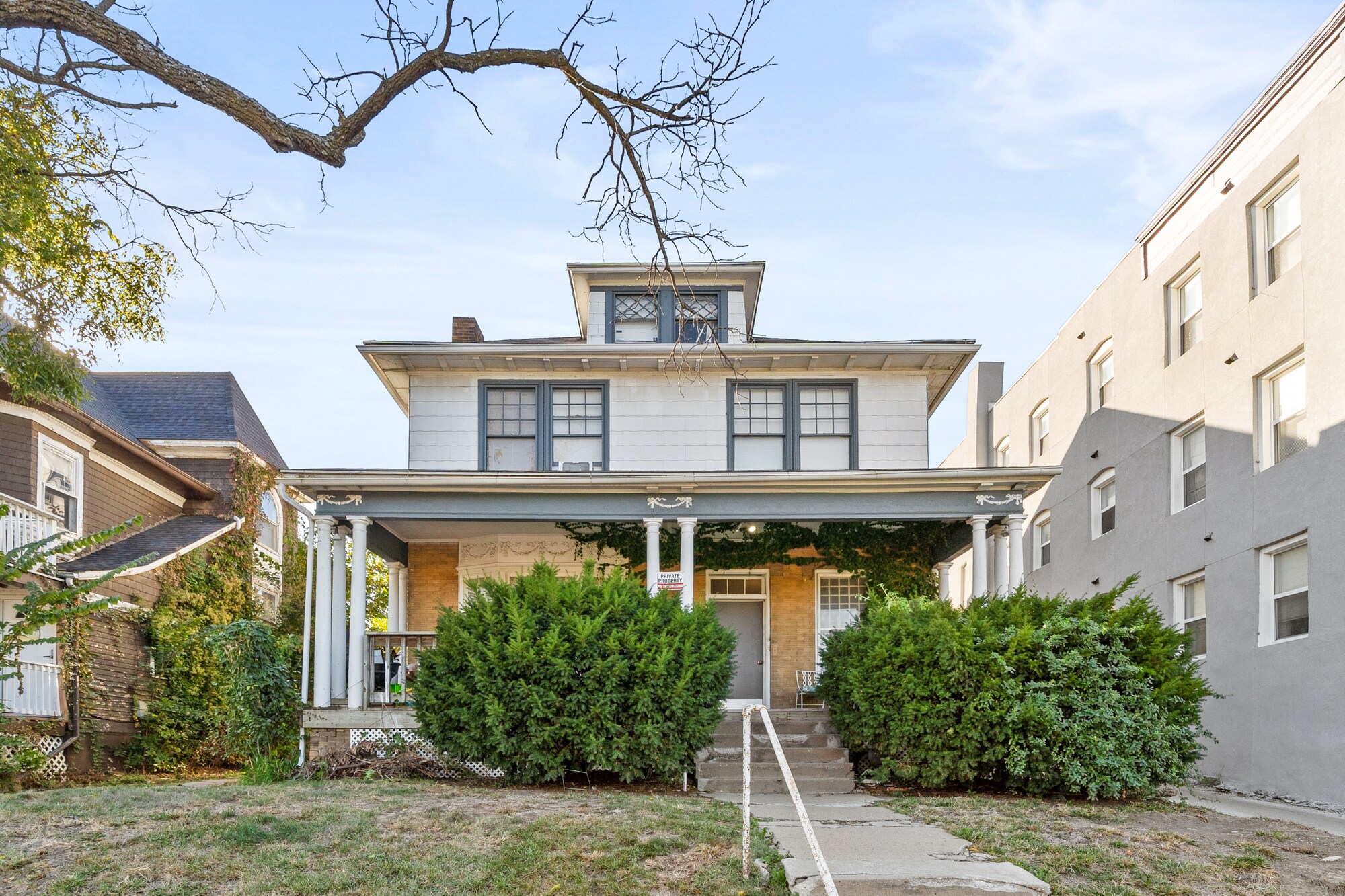 3826 Warwick Blvd, Kansas City, MO à vendre Photo de l’immeuble– Image 1 sur 23