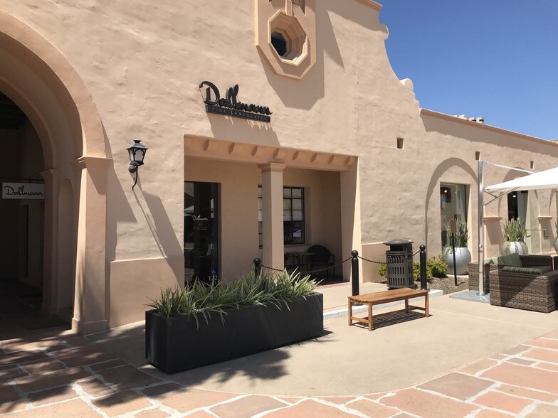 789 W Harbor Dr, San Diego, CA à louer - Photo de l’immeuble – Image 2 sur 15