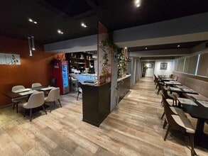 Local commercial dans Barcelone, Barcelona à louer Photo intérieure– Image 2 sur 12