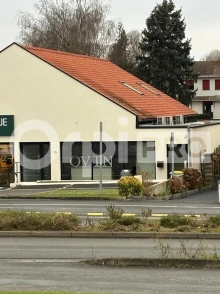 Local commercial dans Arras à vendre - Photo de l’immeuble – Image 2 sur 12