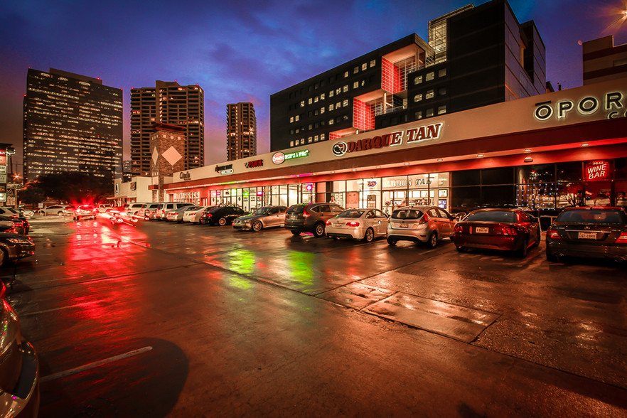 3819-3995 Richmond Ave, Houston, TX à louer - Photo de l’immeuble – Image 3 sur 3