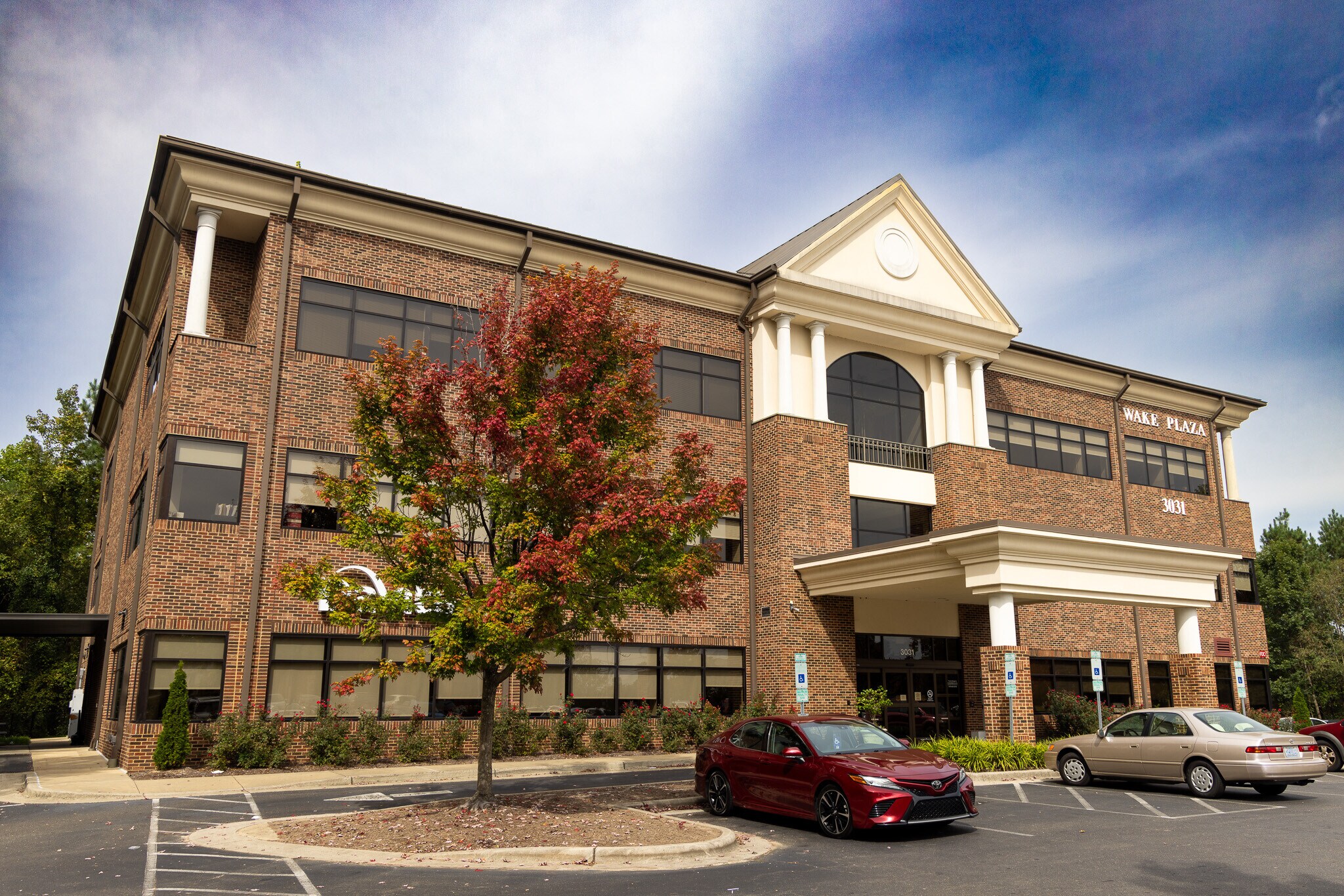 3031 New Bern Ave, Raleigh, NC à louer Photo principale– Image 1 sur 3