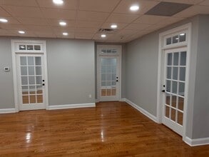 1 Harding Rd, Red Bank, NJ à louer Photo intérieure– Image 2 sur 9