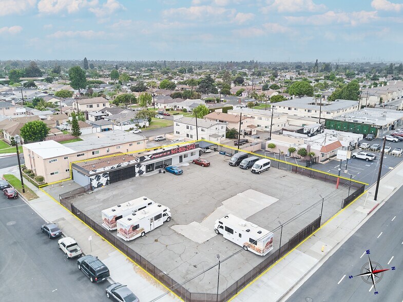 8460 Telegraph Rd, Downey, CA à vendre - Photo de l’immeuble – Image 2 sur 16