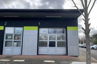 Plus de détails pour 1 Smeaton Close, Aylesbury - Local d’activités à vendre