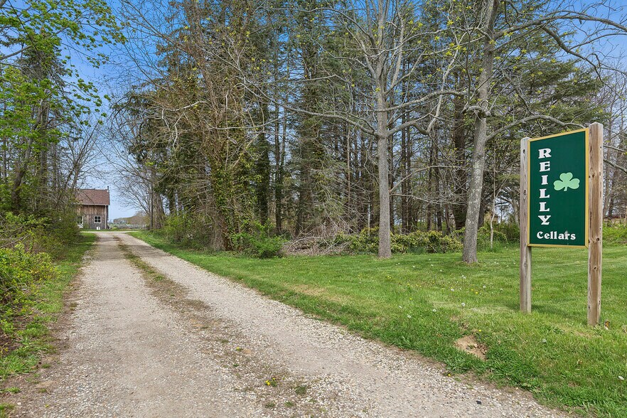 36925 Main Rd, Cutchogue, NY à vendre - Photo de l’immeuble – Image 2 sur 8