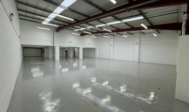 2 Caxton Close, Daventry à louer Photo intérieure– Image 2 sur 2