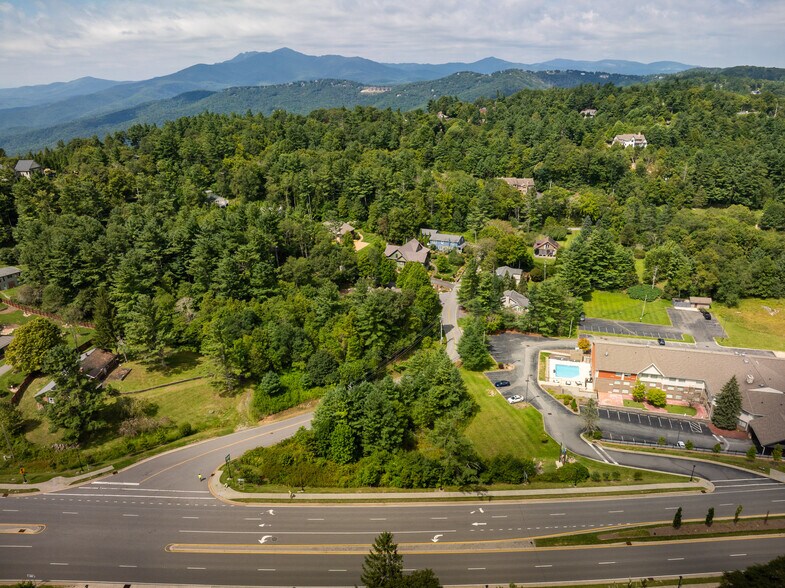 8500 Valley Blvd, Blowing Rock, NC à vendre - Aérien – Image 3 sur 5