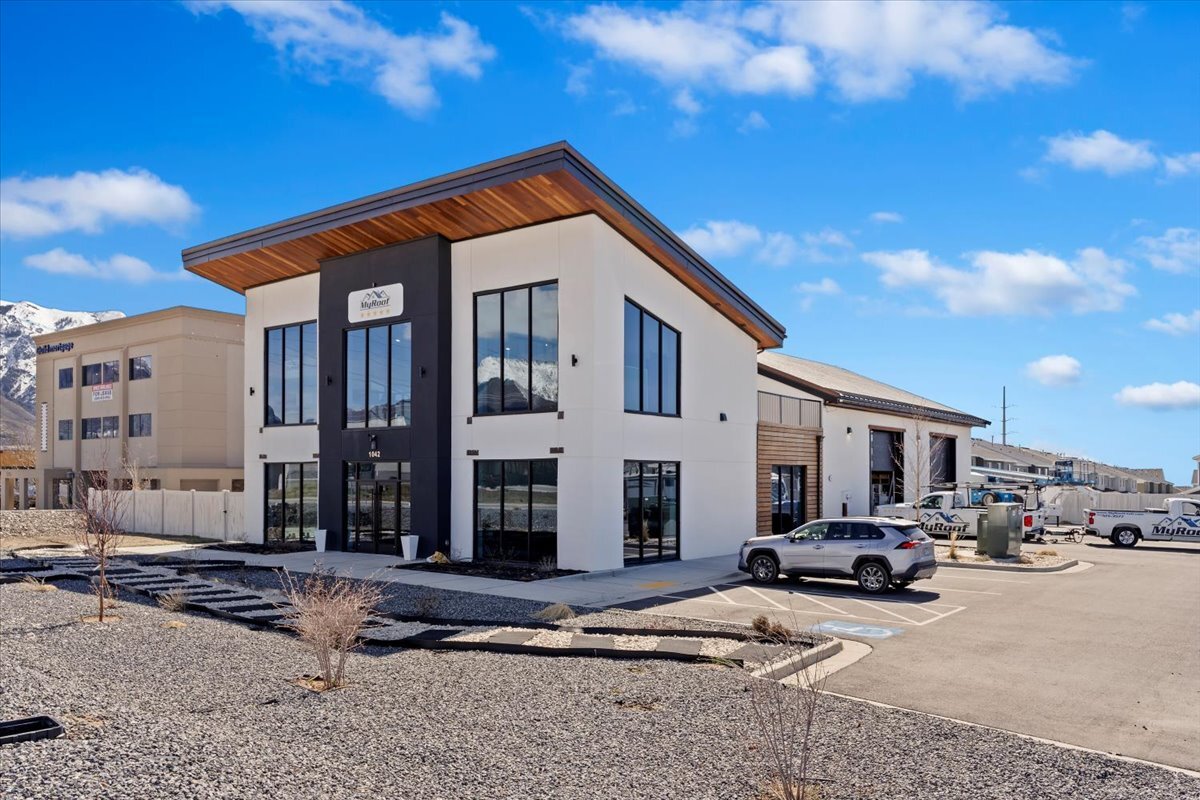 1042 3000 N, Layton, UT à vendre Photo principale– Image 1 sur 40