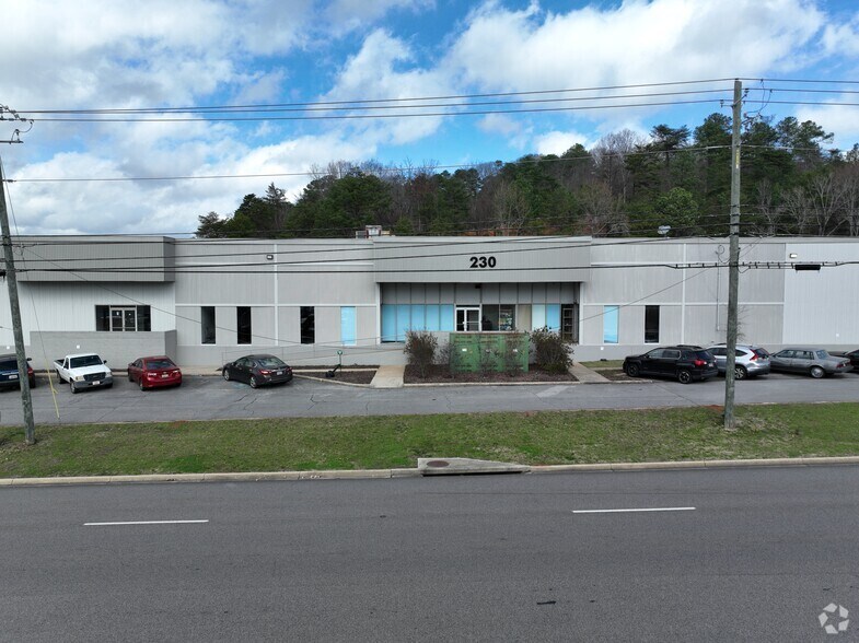 230 W Valley Ave, Homewood, AL à louer - Photo de l’immeuble – Image 2 sur 9