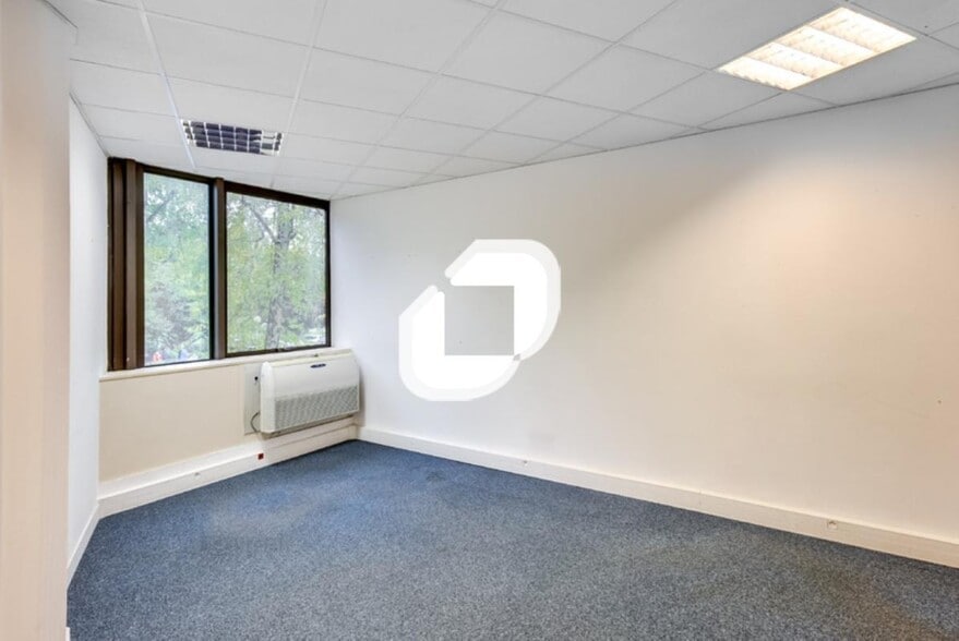 1 Rue De Rome, Rosny-sous-Bois à louer - Photo intérieure – Image 3 sur 18