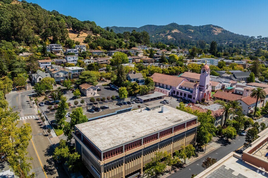 1108 5th Ave, San Rafael, CA à louer - Photo de l’immeuble – Image 2 sur 3