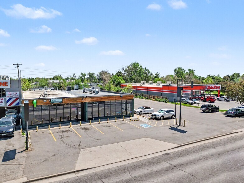 2426 S Federal Blvd, Denver, CO à vendre - Photo de l’immeuble – Image 2 sur 7