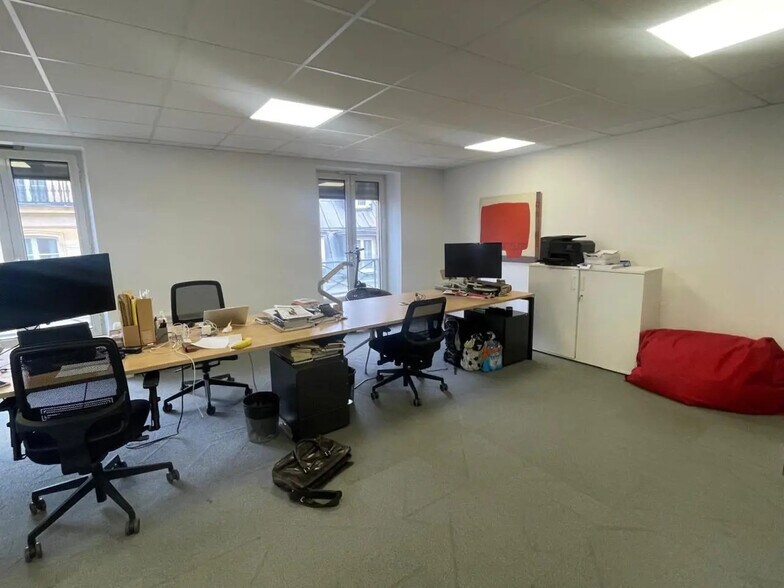 Bureau dans Paris à louer - Photo de l’immeuble – Image 2 sur 6