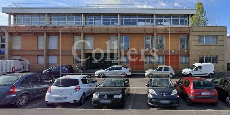98 Boulevard De L'Europe, Vitrolles à louer - Photo de l’immeuble – Image 1 sur 1