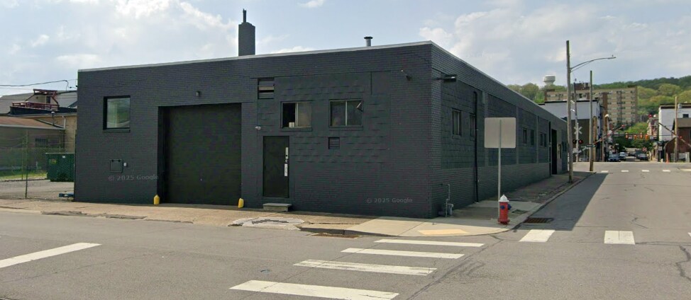 1001 3rd Ave, Coraopolis, PA à louer - Photo de l’immeuble – Image 2 sur 15