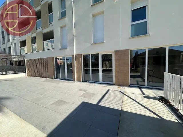 Local commercial dans Toulouse à vendre Photo de l’immeuble– Image 1 sur 5
