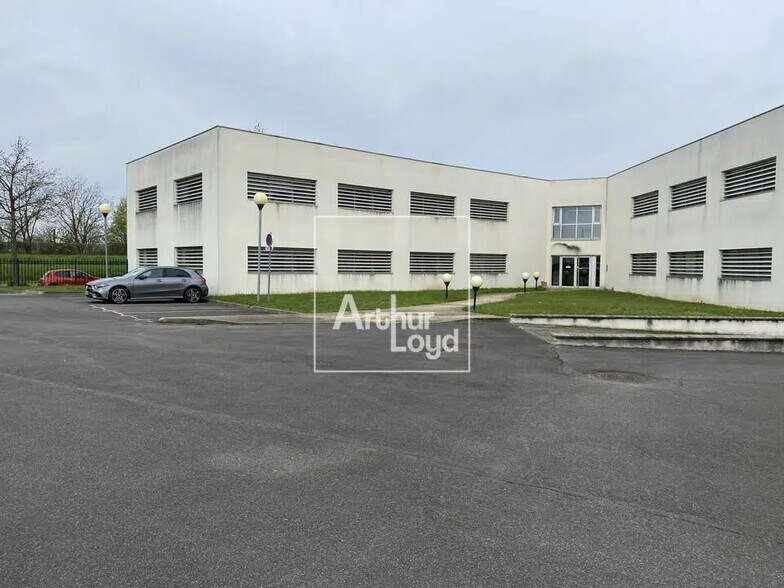 Bureau dans Grigny à vendre - Photo de l’immeuble – Image 3 sur 5